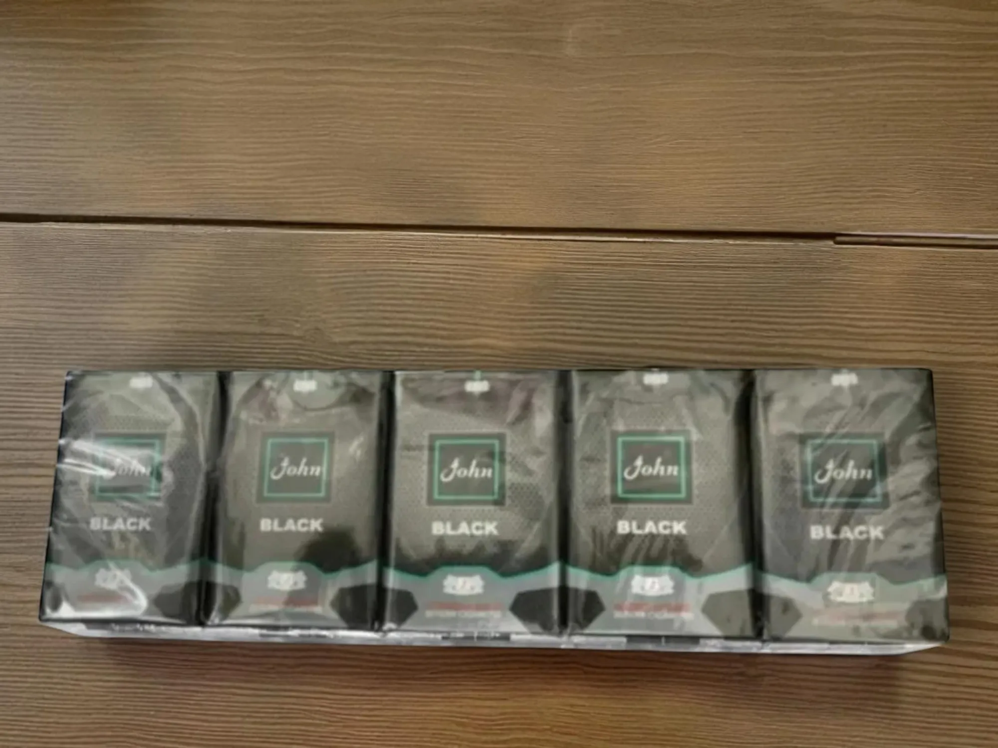 บุหรี่ John Black Menthol