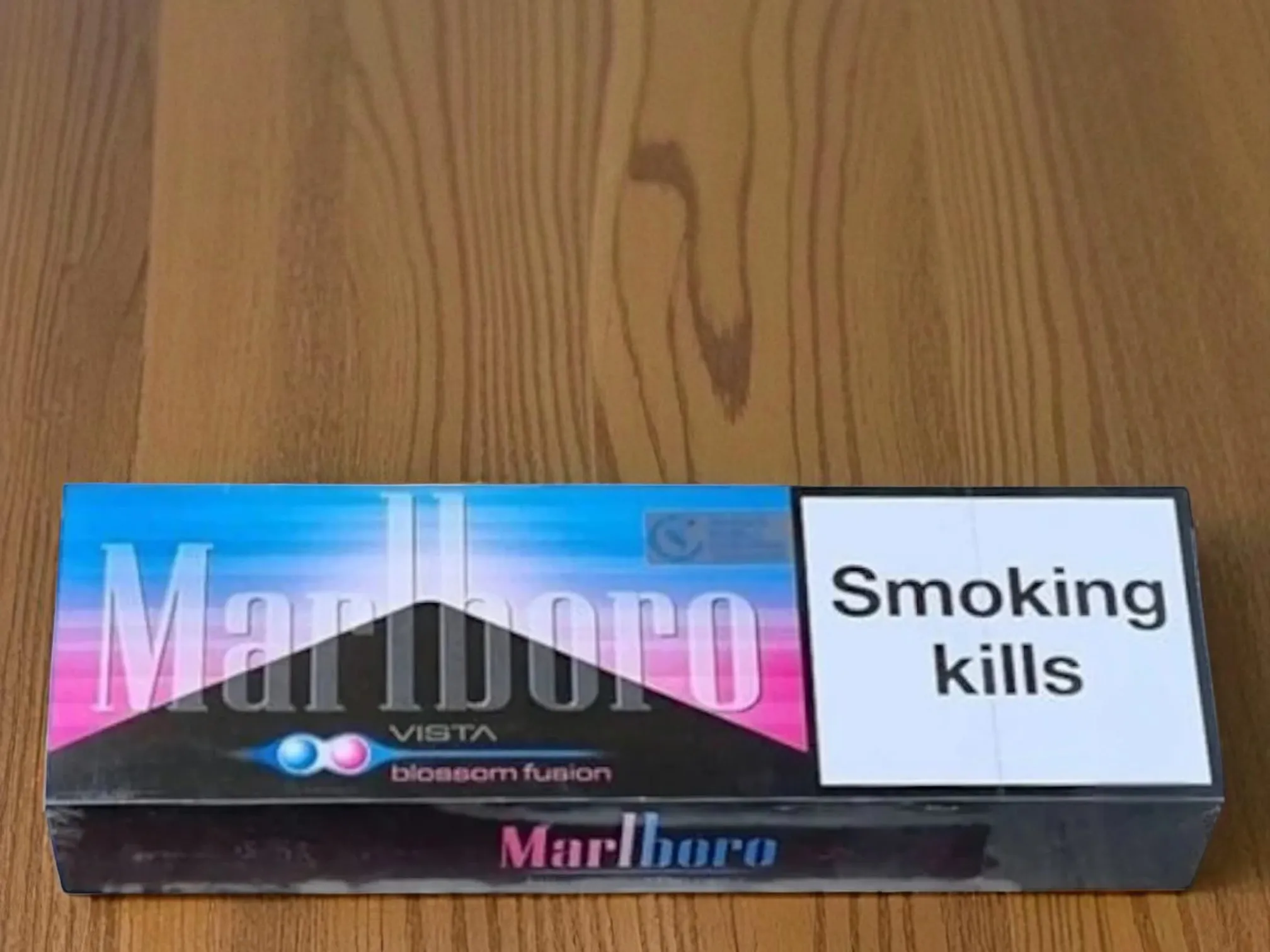 บุหรี่ Marlboro Vista Blossom Fusion (ซองแข็ง)