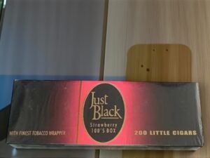 บุหรี่ Just Black Strawberry