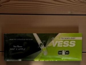 บุหรี่ Vess Mint & Apple (2เม็ดบีบ)