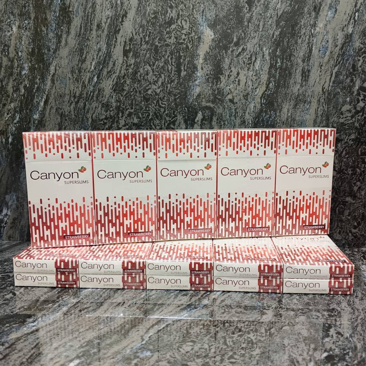 Magnate Canyon Strawberry บุหรี่ซุปเปอร์สลิม ราคาถูก